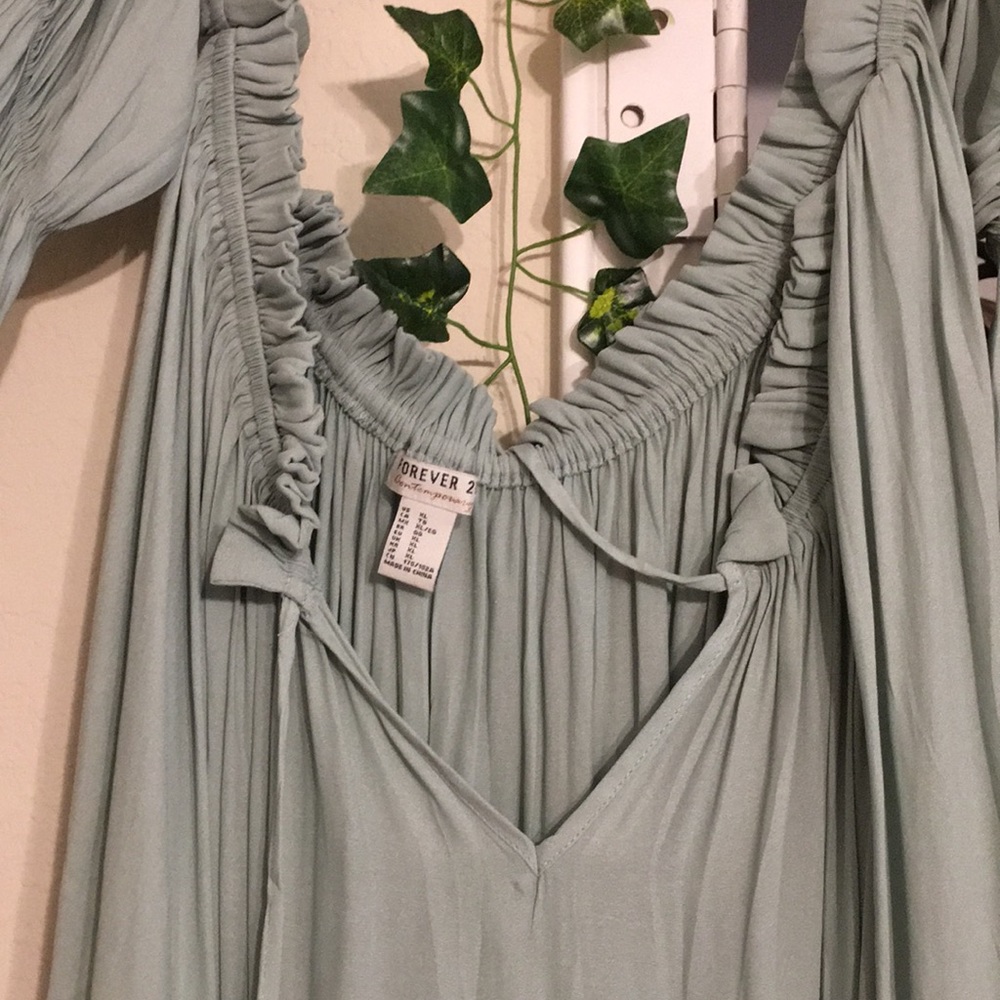 Off the shoulder top - Picture 2 of 2